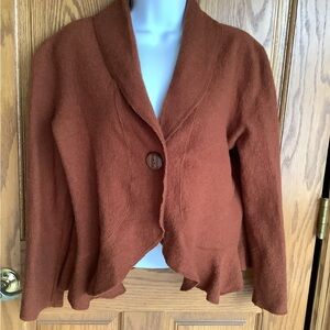 100% wool Evan-Picone Petite, PXL cardigan/blazer. Rust colored